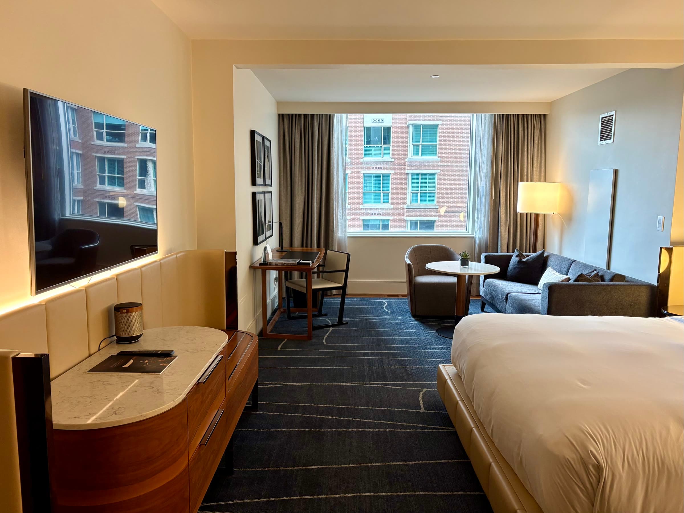Hotel Tips & Tricks: Cancel & Rebook để tiết kiệm hotel points